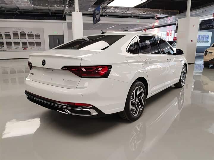 Фото 7 - Volkswagen Sagitar L