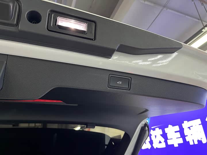 Фото 8 - Volkswagen Tavendor