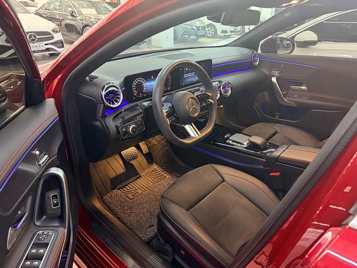 Фото 5 - Mercedes-Benz A-Class