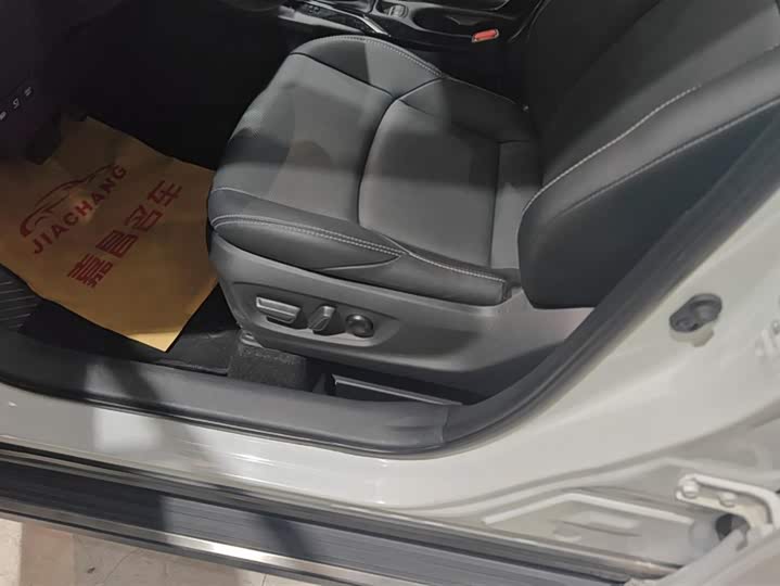 Фото 9 - Toyota Frontlander