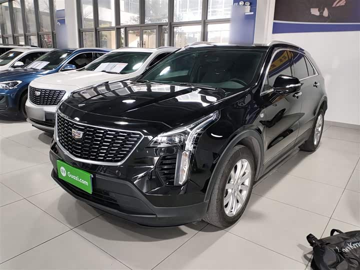Фото 2 - Cadillac XT4