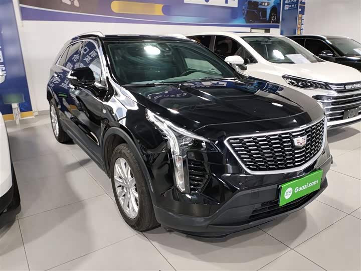 Фото 4 - Cadillac XT4