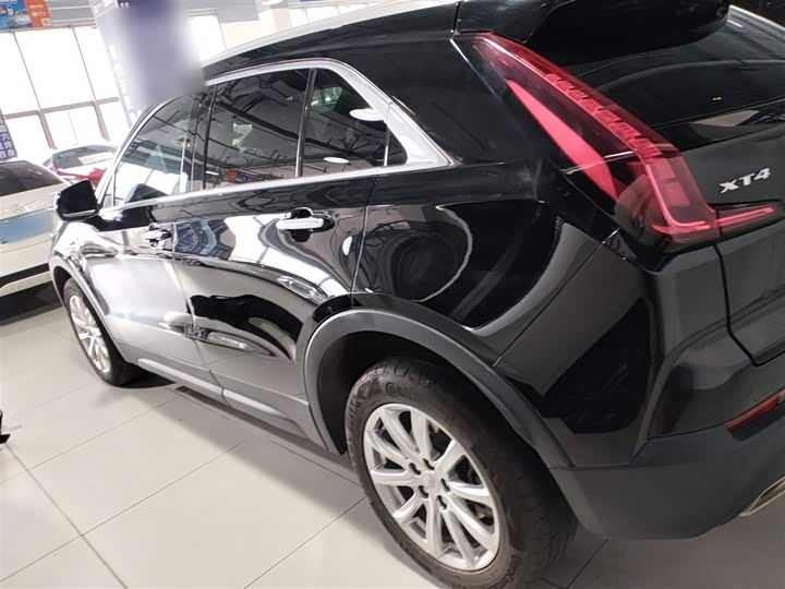 Фото 5 - Cadillac XT4