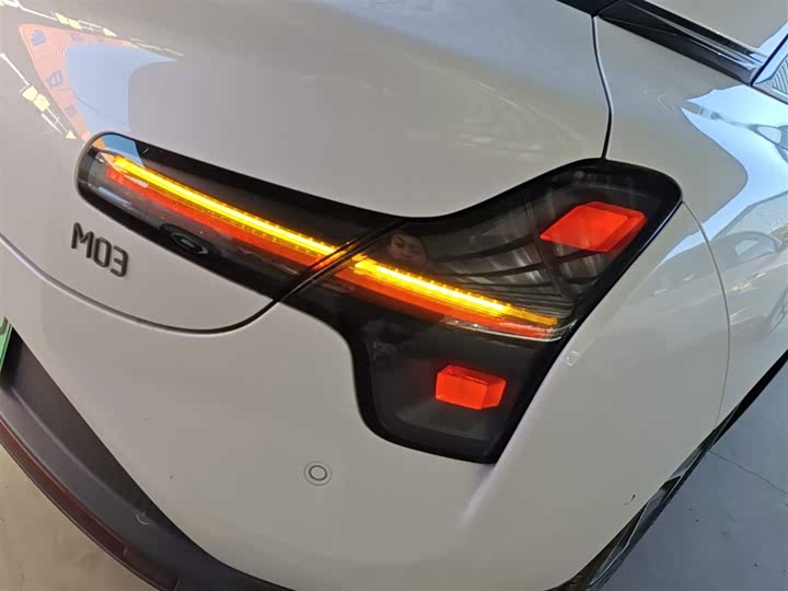 Фото 8 - XPeng Mona M03