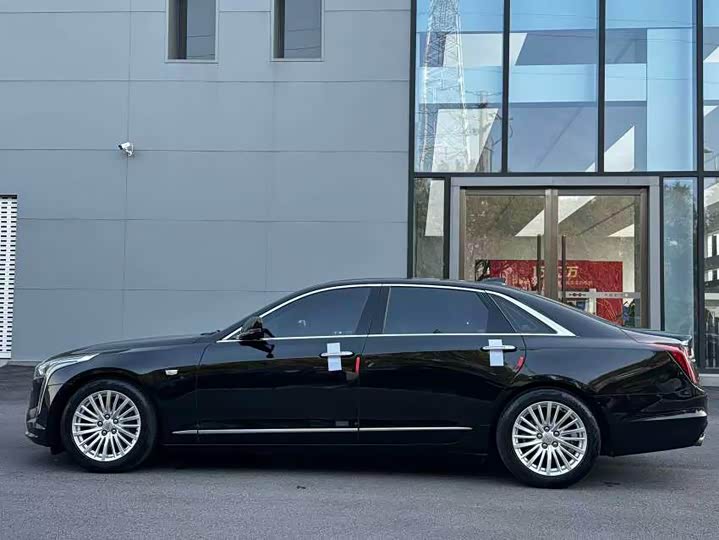 Фото 7 - Cadillac CT6