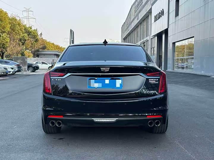 Фото 8 - Cadillac CT6