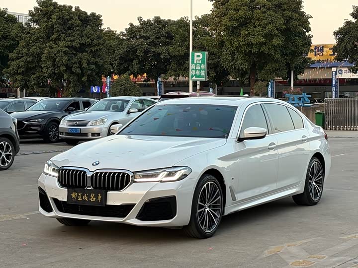 Фото 1 - BMW 5 Series