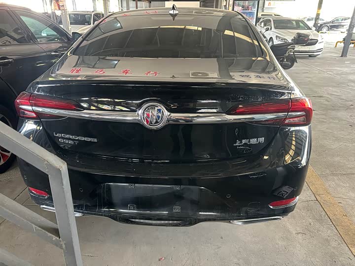 Фото 6 - Buick LaCrosse