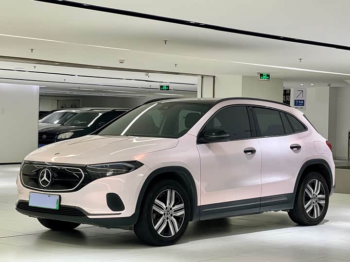 Фото 1 - Mercedes-Benz EQA