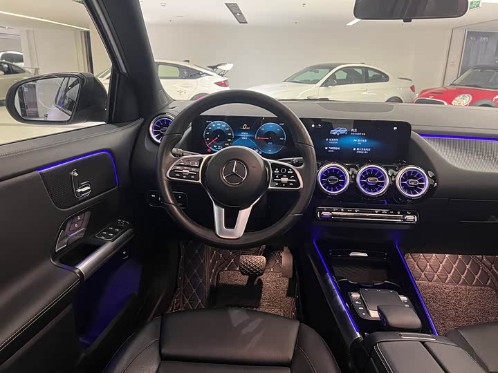 Фото 6 - Mercedes-Benz EQA