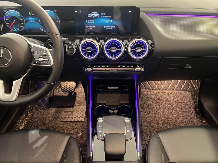 Фото 8 - Mercedes-Benz EQA