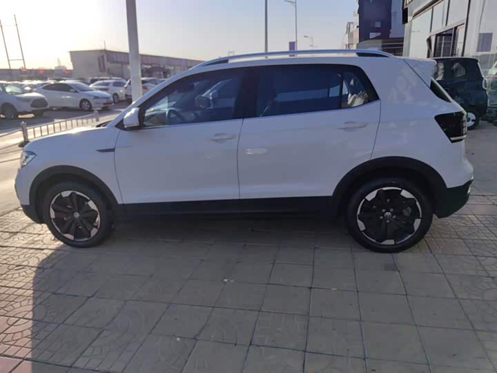 Фото 5 - Volkswagen Tacqua