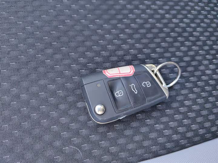 Фото 9 - Volkswagen Tacqua