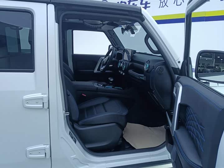 Фото 8 - BAIC Beijing BJ40