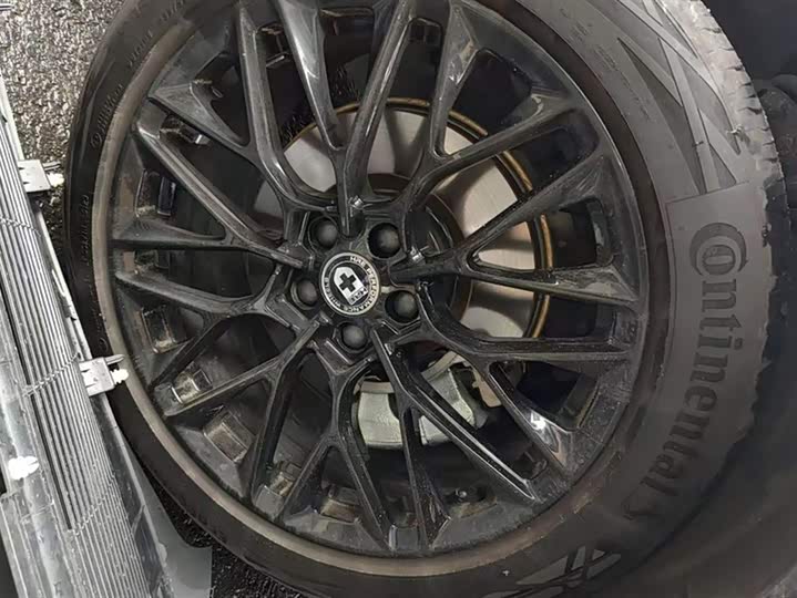 Фото 6 - Zeekr X