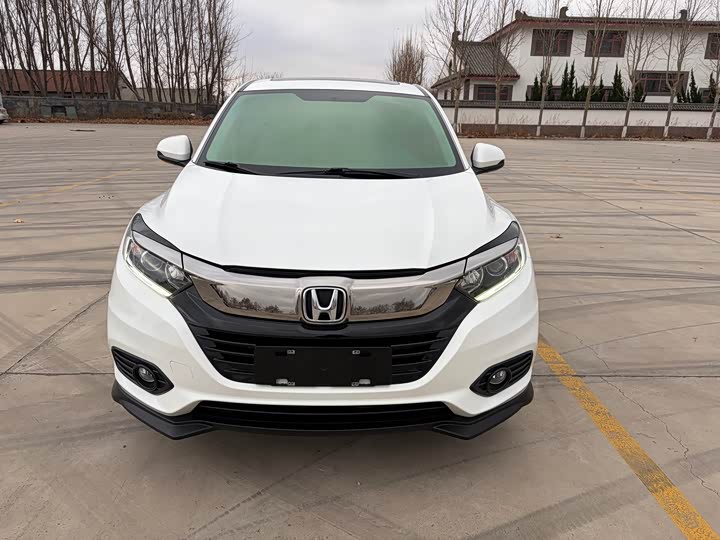 Фото 2 - Honda Vezel