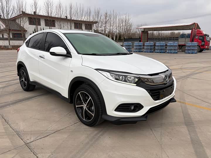 Фото 3 - Honda Vezel