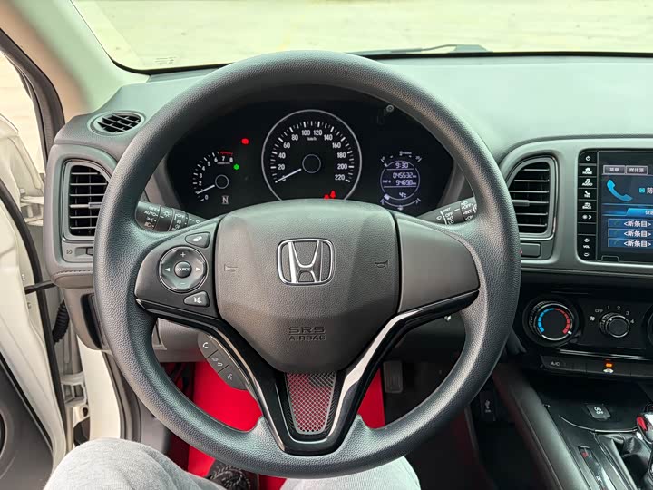 Фото 6 - Honda Vezel