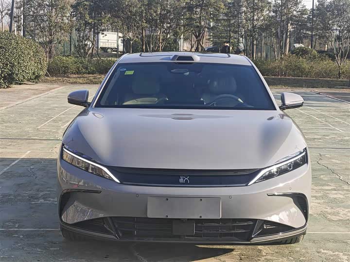 Фото 2 - BYD Han