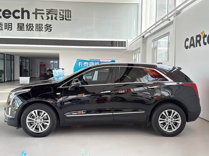 Фото 4 - Cadillac XT5