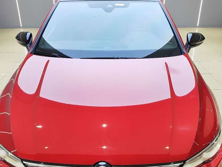 Фото 2 - Volkswagen Golf