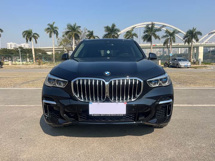 Фото 2 - BMW X5
