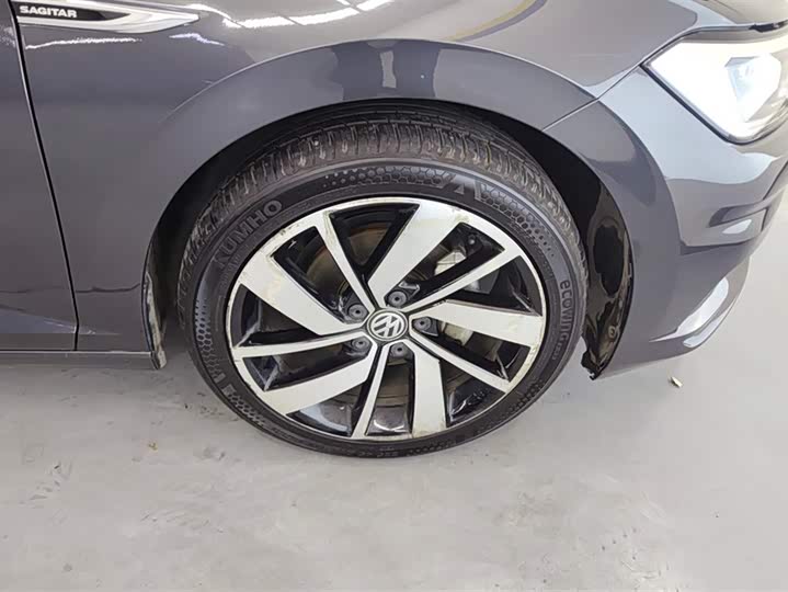 Фото 6 - Volkswagen Sagitar L