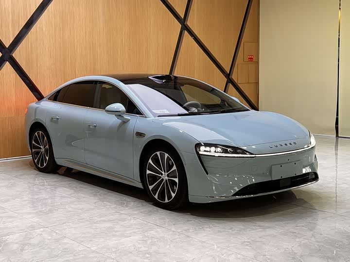 Фото 3 - Luxeed S7