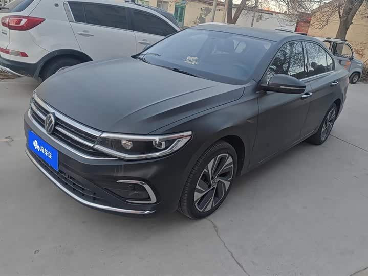 Фото 1 - Volkswagen Bora