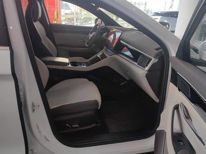 Фото 8 - BYD Song Plus Hybrid/EV