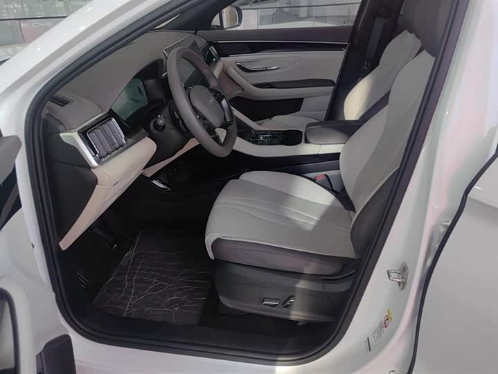 Фото 9 - BYD Song Plus Hybrid/EV