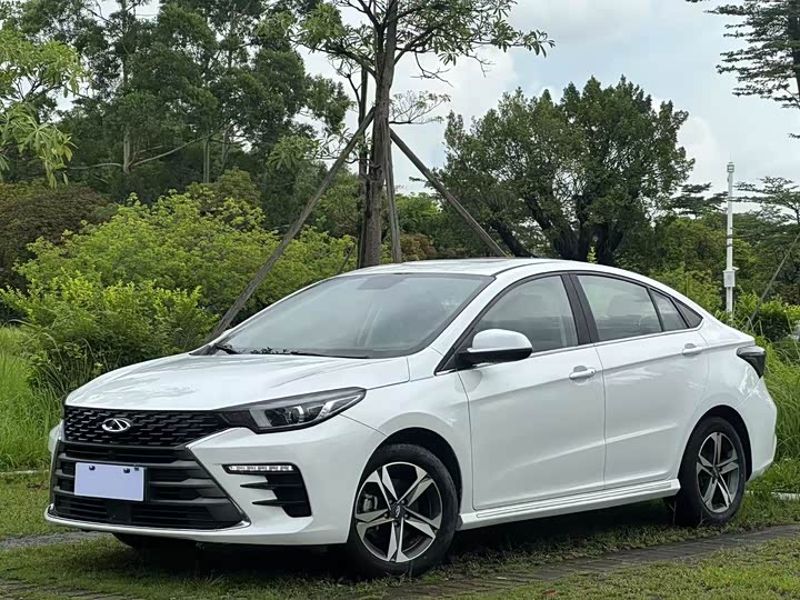 Фото 1 - Chery Omoda S5 (Arrizo 5 Plus)