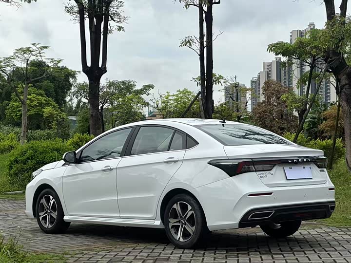 Фото 5 - Chery Omoda S5 (Arrizo 5 Plus)