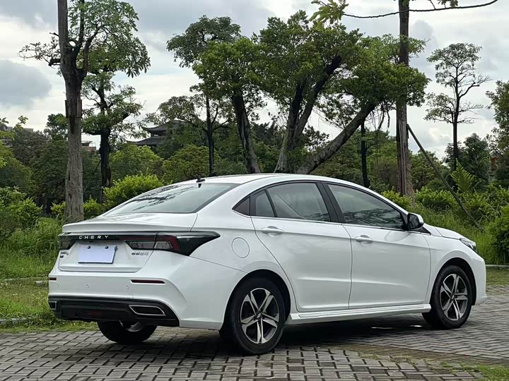 Фото 6 - Chery Omoda S5 (Arrizo 5 Plus)