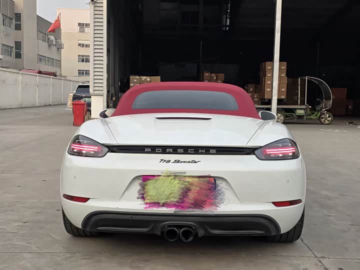 Фото 4 - Porsche 718