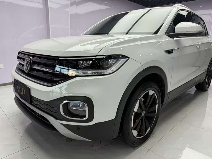 Фото 1 - Volkswagen Tacqua