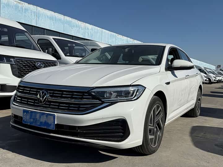 Фото 1 - Volkswagen Sagitar L