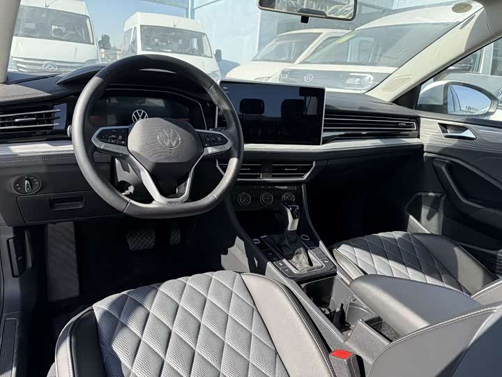 Фото 9 - Volkswagen Sagitar L