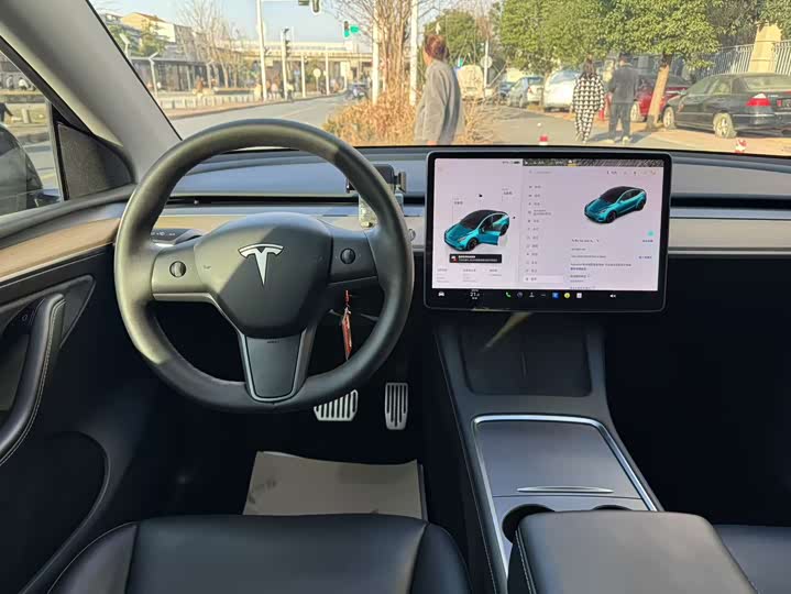 Фото 7 - Tesla Model Y