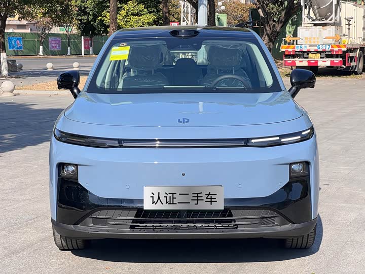 Фото 2 - Leapmotor B10