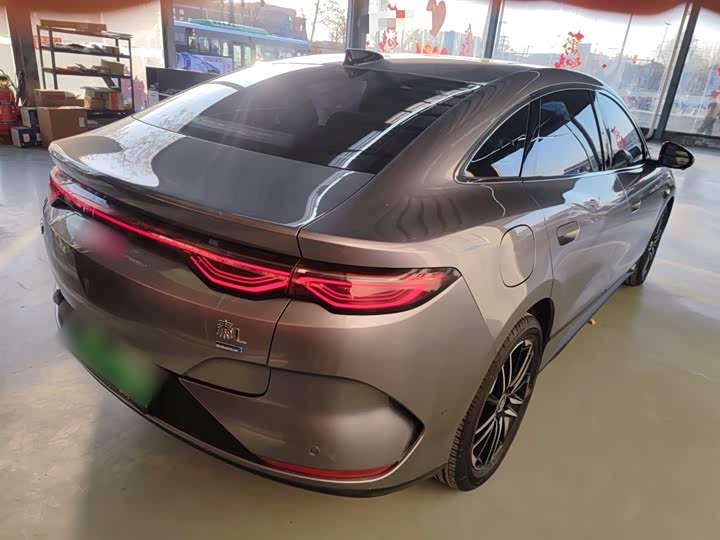 Фото 7 - BYD Qin L