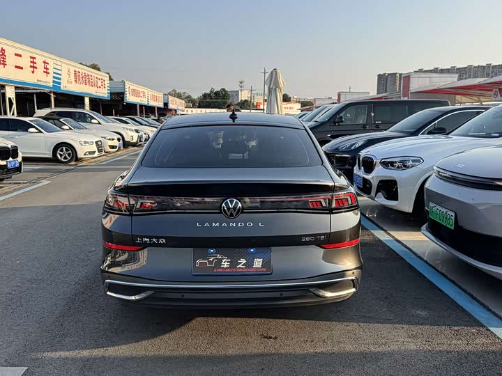 Фото 3 - Volkswagen Lamando L