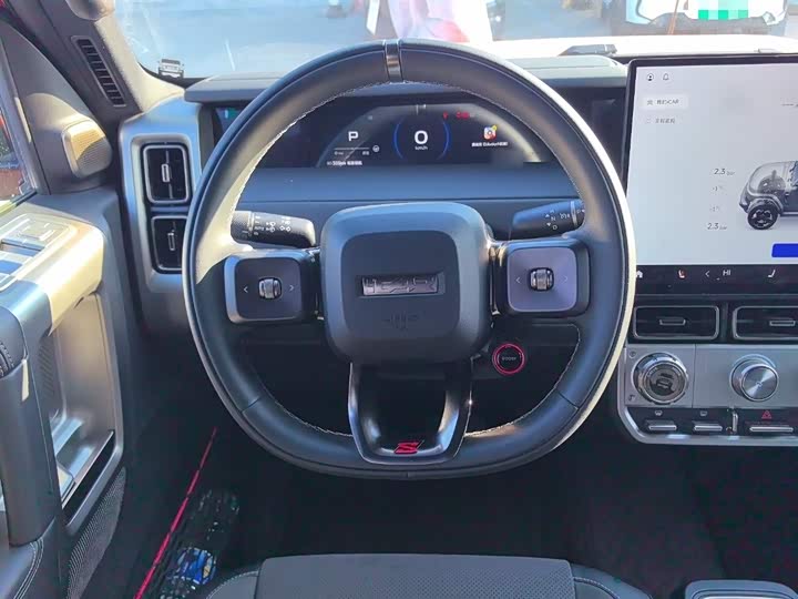 Фото 3 - Chery iCar V23