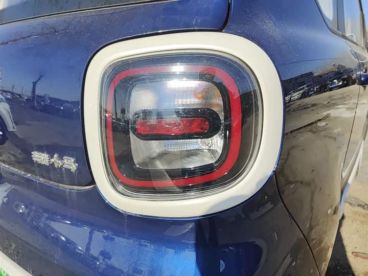 Фото 8 - Bestune Pony