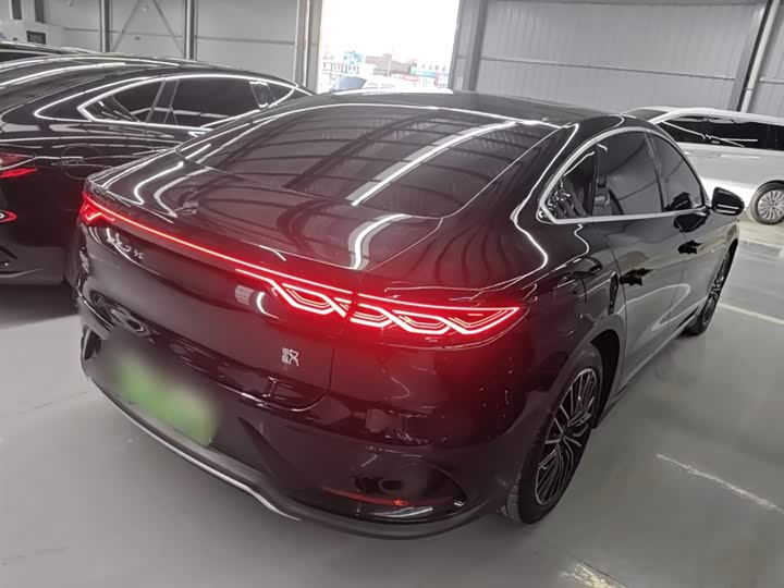 Фото 7 - BYD Han