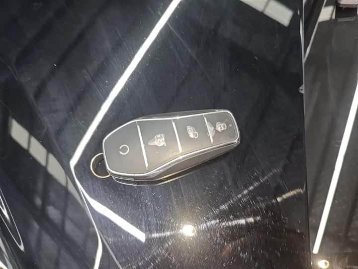 Фото 9 - BYD Han