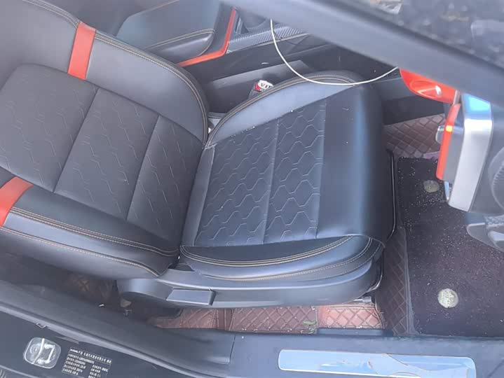 Фото 8 - Haval Dargo