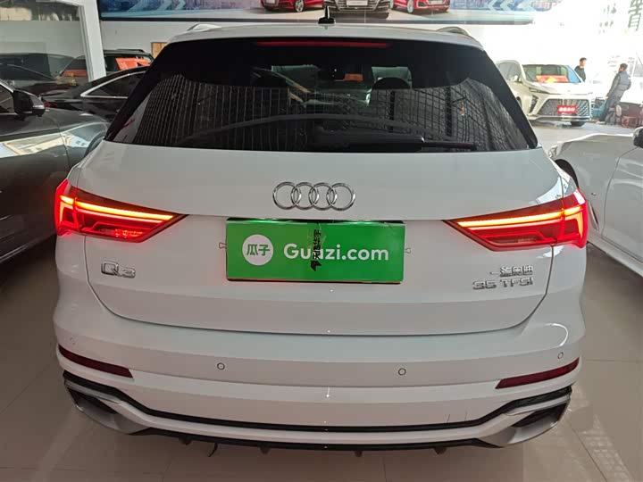 Фото 6 - Audi Q3