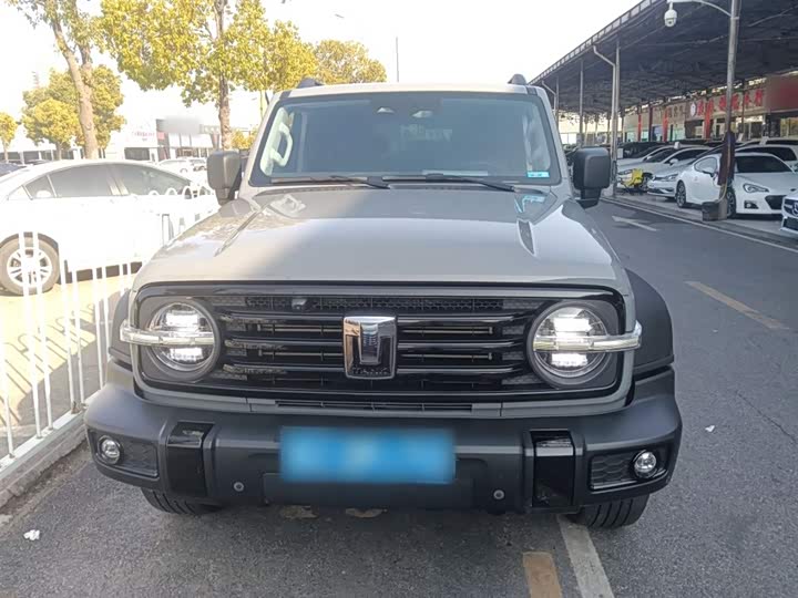 Фото 3 - Tank 300