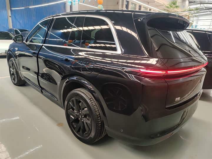 Фото 5 - LiXiang L8